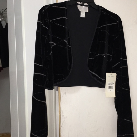 Sweaters - NWT Cropped Top